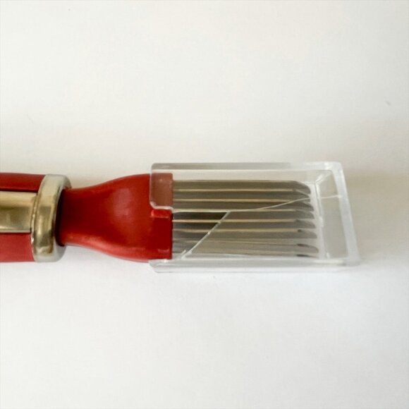 Wolfgang Puck Garnishing Set 12 pc Vegetable Prep Kitchen Tools with Red Case - Picture 4 of 5